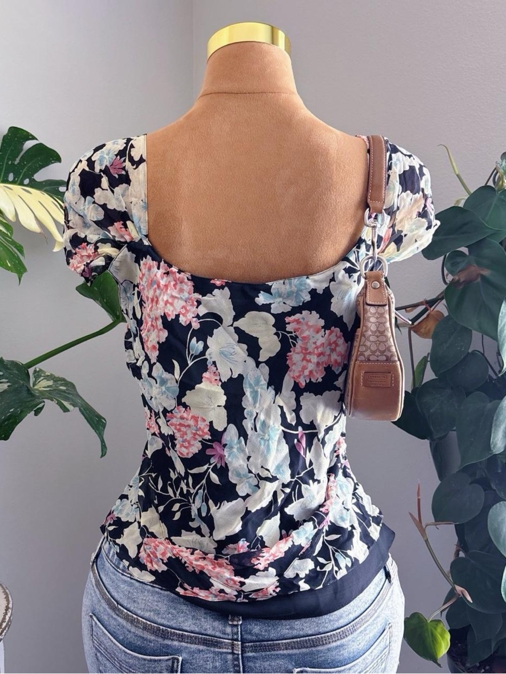 Jones New York 100% Silk Floral Puff Sleeve Handkerchief Hem Blouse – Size 16 - Picture 6 of 7